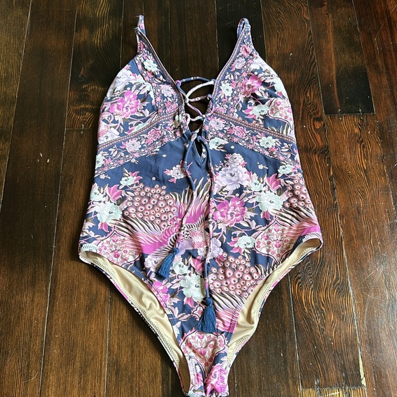 Spell one piece swimsuit, s - Picture 2 of 10